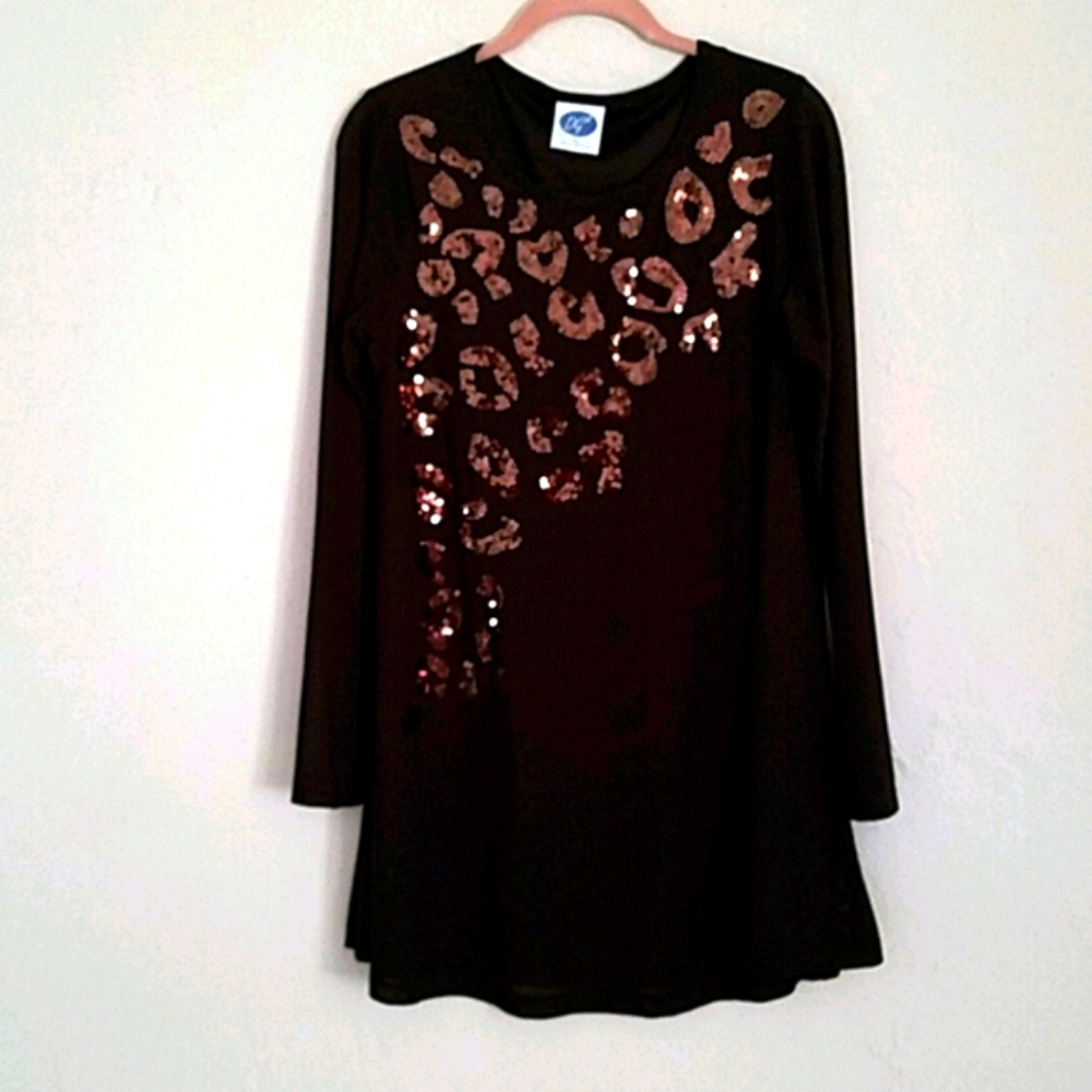 DG2 Diane Gliman sequined tunic